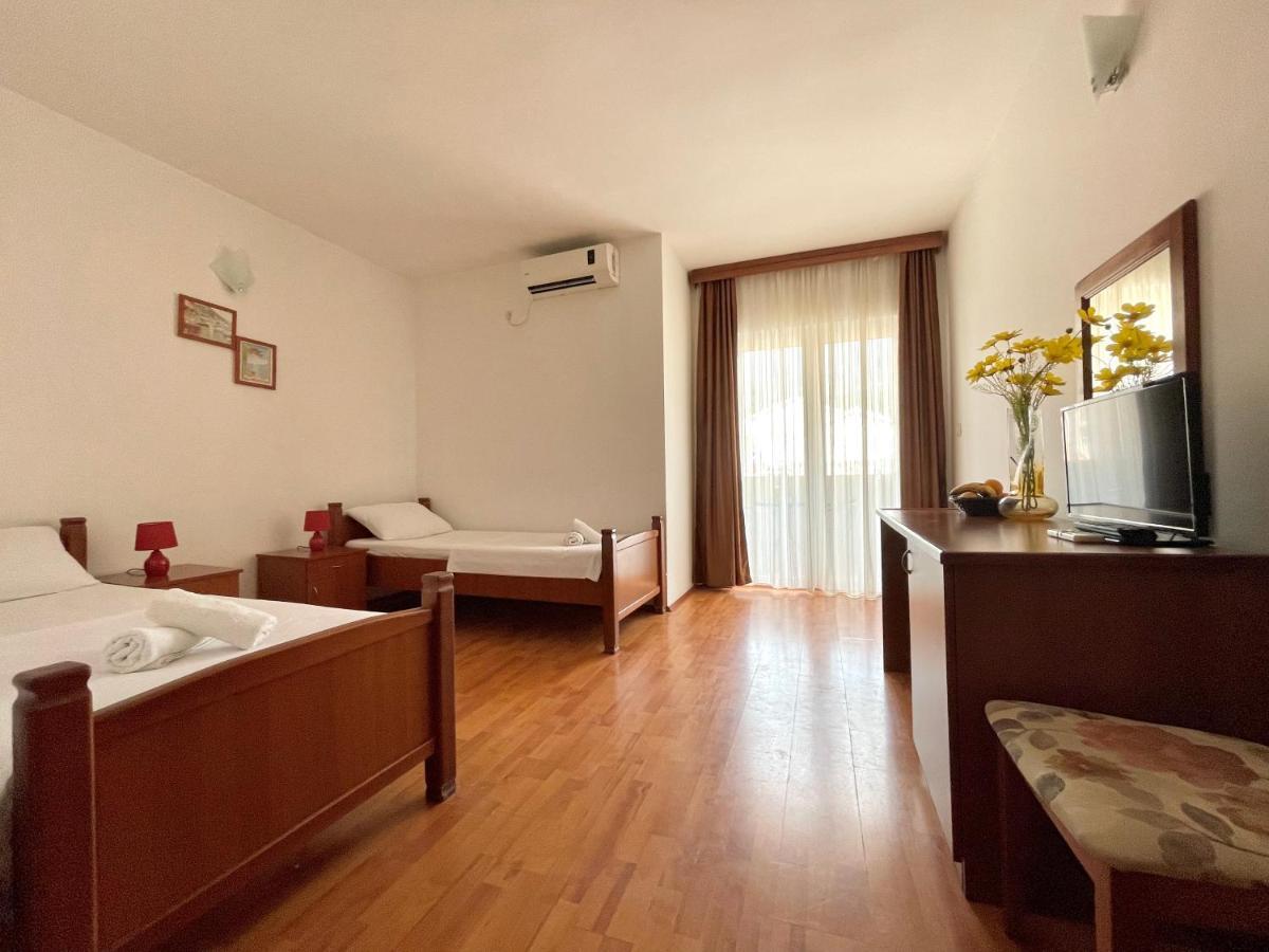 Villa Ns Velji Vinogradi Будва Екстер'єр фото