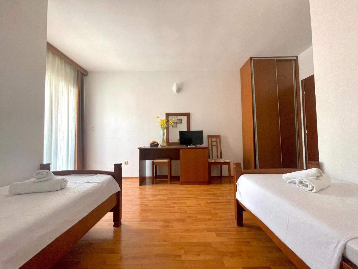 Villa Ns Velji Vinogradi Будва Екстер'єр фото