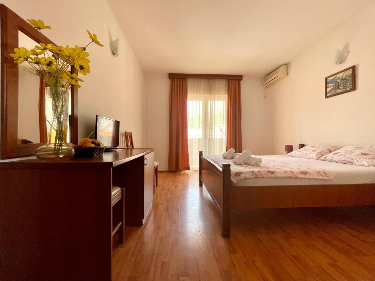Villa Ns Velji Vinogradi Будва Екстер'єр фото
