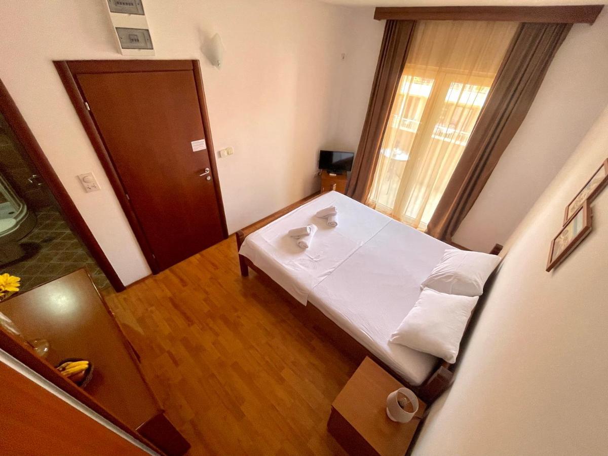 Villa Ns Velji Vinogradi Будва Екстер'єр фото